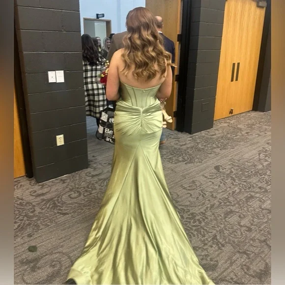 Sherri Hill Green Strapless Prom Dress